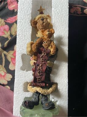 Boyd's Bear Collectible Teddy Bear Holiday Figurine with 'Peace' Banner